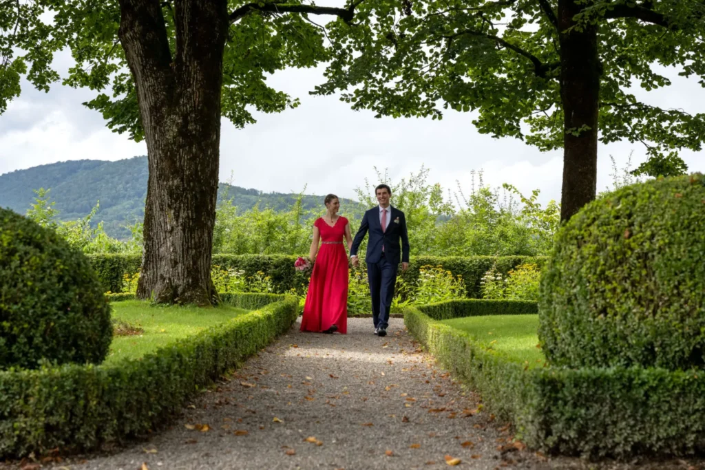 Hochzeitsfotografie in garten bei Luzern