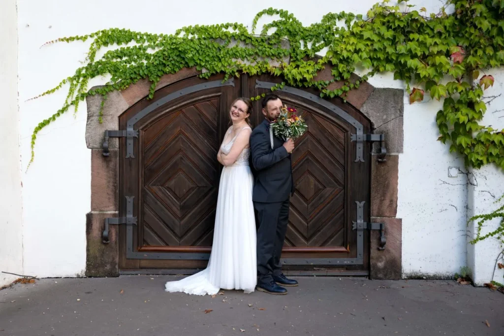 Hochzeitspaar fotografiert vom Hochzeitsfotografen in Bern